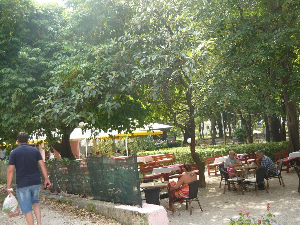 Rooms Banicevic Risan Exterior foto